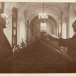 Kardinal König und Koadjutor Jachym im Gespräch, Copyright: Kardinal König-Archiv/Annemarie Fenzl/Evelyn Tambour